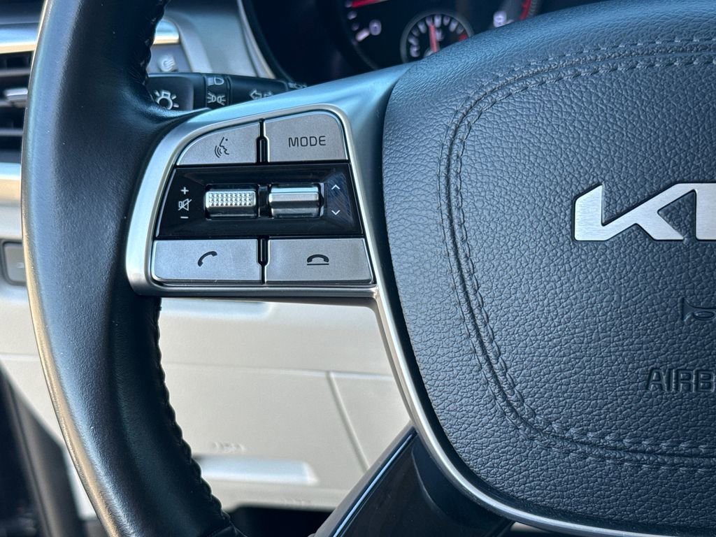 Used 2022 Kia Telluride S image 17