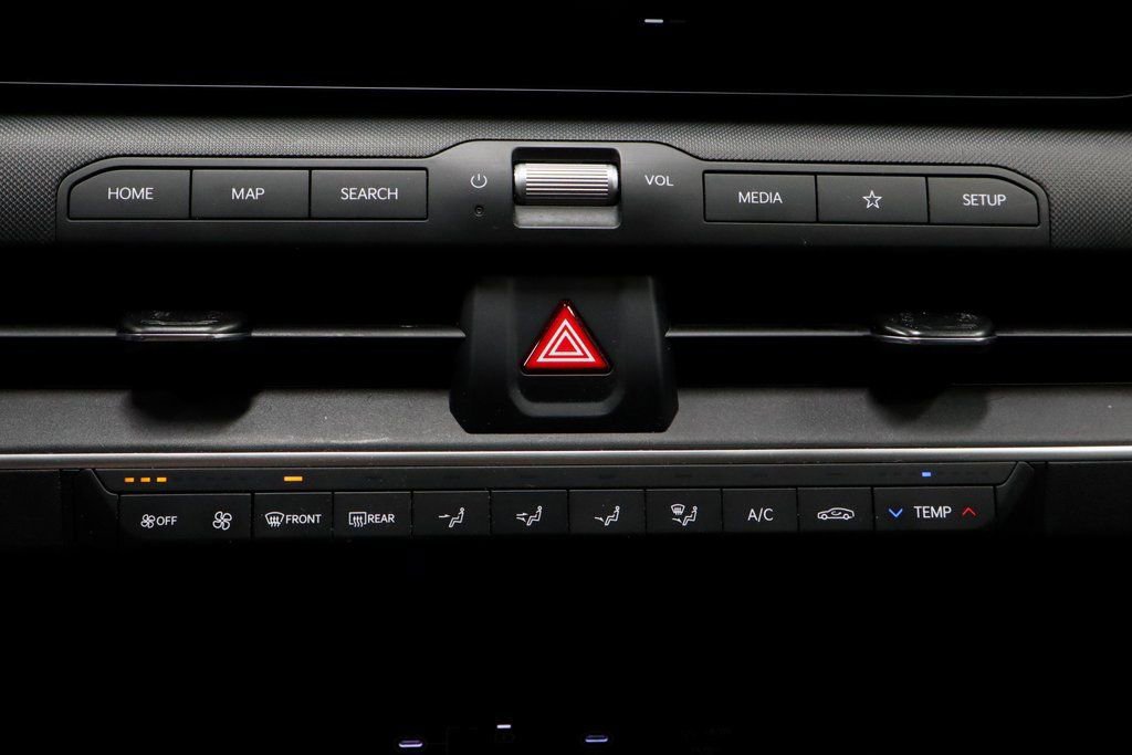 Used 2025 Kia K4 LXS image 29