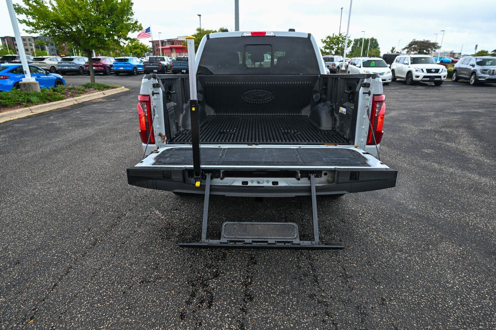Certified 2024 Ford F150 XLT w/ Equipment Group 302A MID AWD/4WD image 17