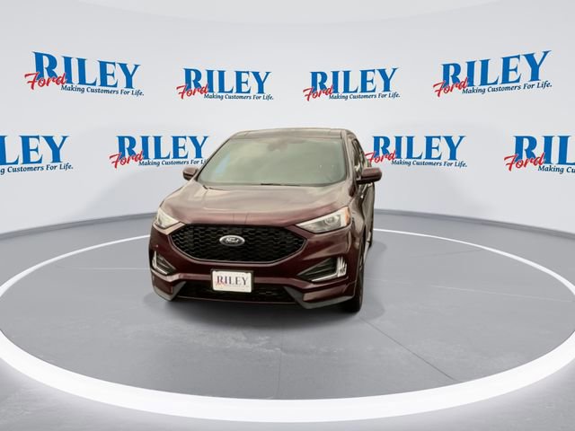 Certified 2022 Ford Edge ST-Line w/ Class II Trailer Tow Package image 2