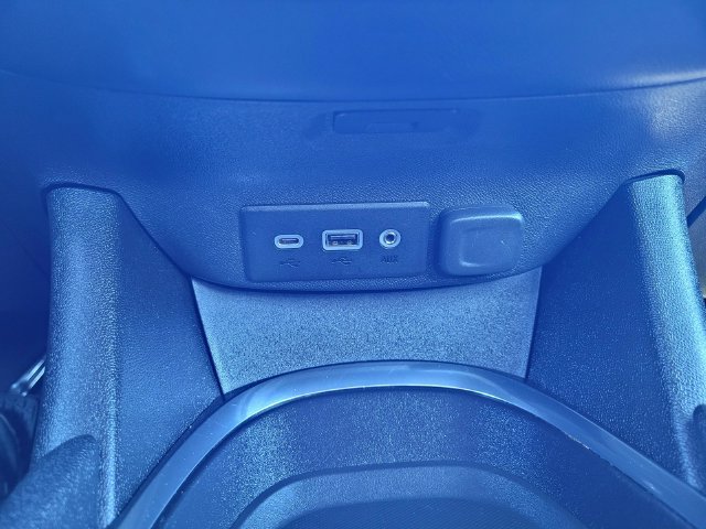 Used 2025 Chevrolet Malibu LT FWD image 17