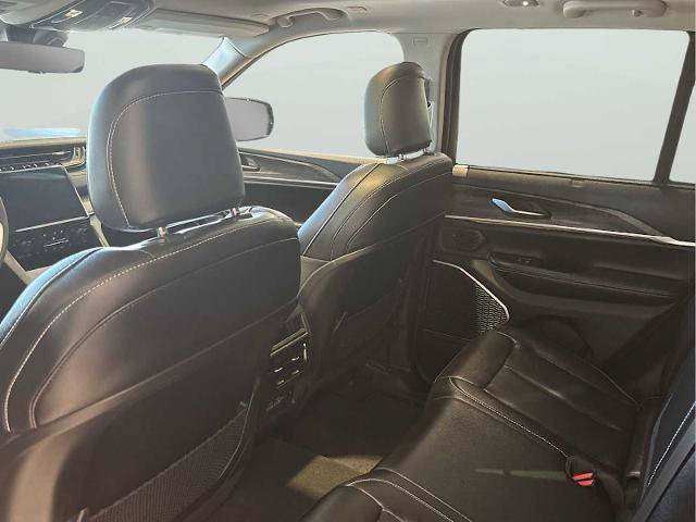 Used 2023 Jeep Grand Cherokee 4WD 4xe w/ Luxury Tech Group II image 25