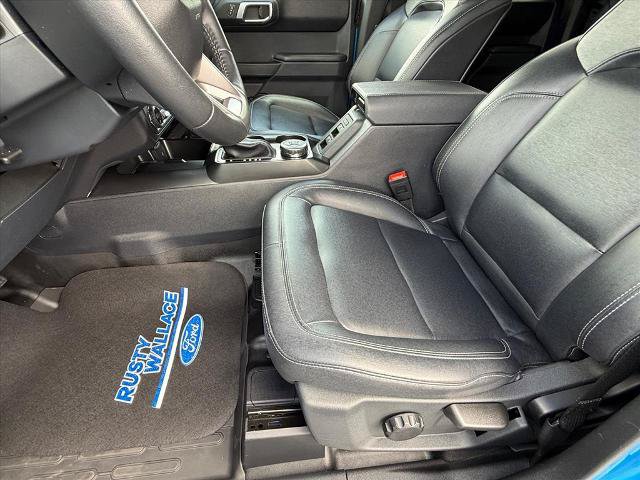 Certified 2025 Ford Bronco Badlands AWD/4WD image 13