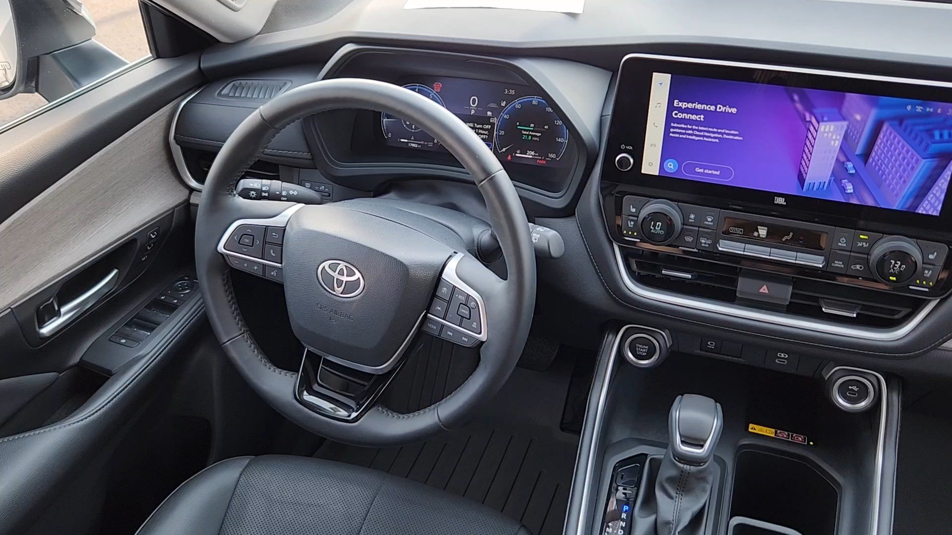Used 2024 Toyota Grand Highlander AWD image 5