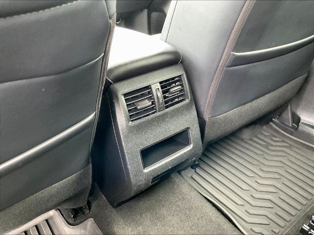 Used 2022 Mitsubishi Outlander SE AWD/4WD image 10