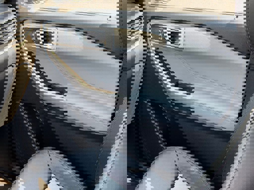 Certified 2023 Ford Explorer XLT w/ Equipment Group 202A image 32