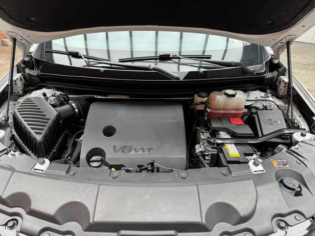 Used 2023 Chevrolet Traverse RS image 27