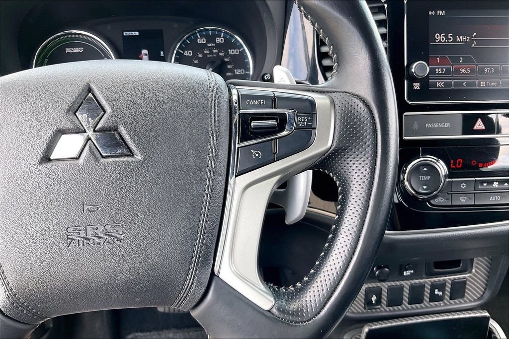 Used 2019 Mitsubishi Outlander SEL AWD/4WD image 18