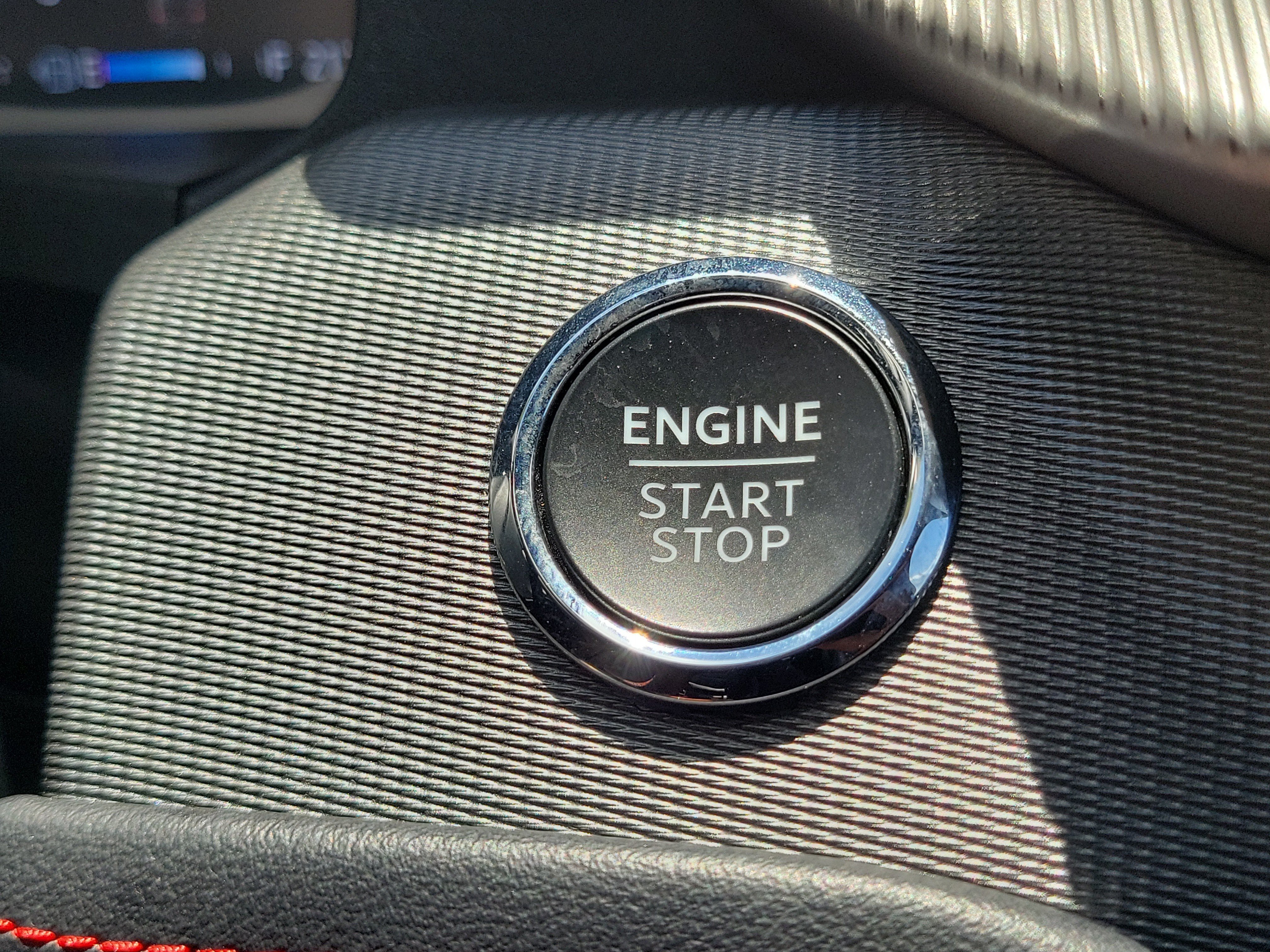 Certified 2025 Ford Explorer ST RWD image 21