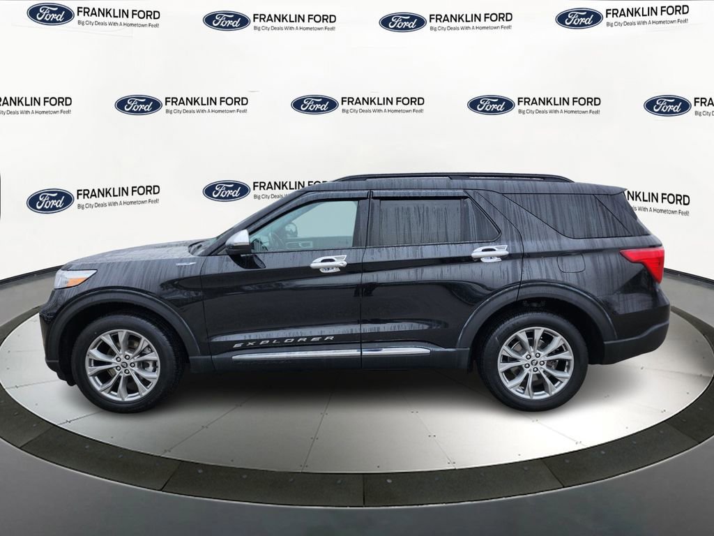 Certified 2022 Ford Explorer XLT w/ Equipment Group 202A image 2