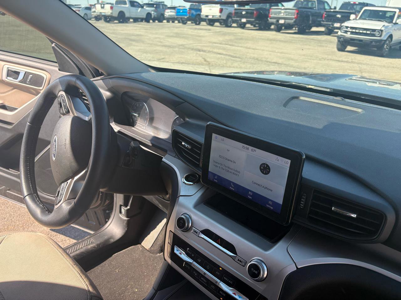 Certified 2022 Ford Explorer XLT image 37