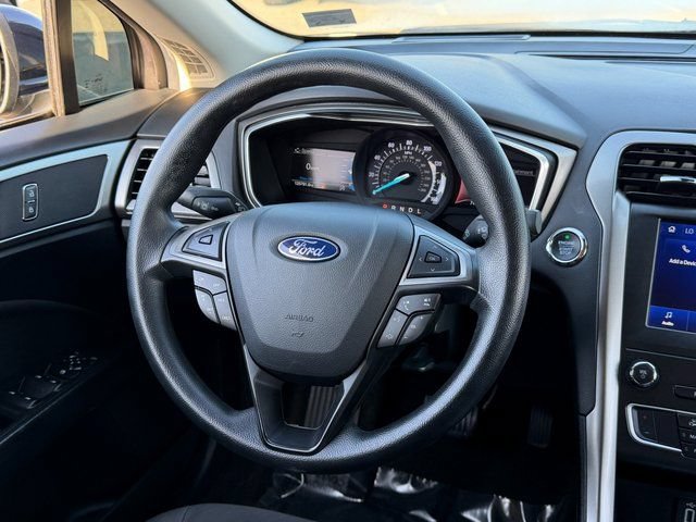 Certified 2020 Ford Fusion SE FWD image 19