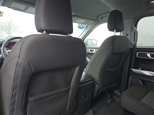 Certified 2024 Ford Explorer XLT image 30