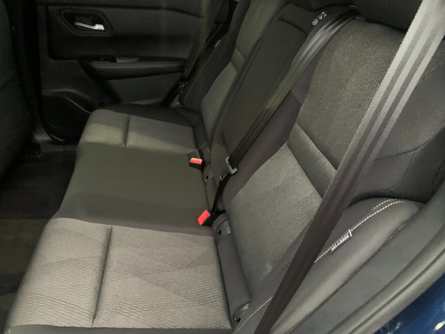 Used 2026 Nissan Rogue SV AWD/4WD image 19