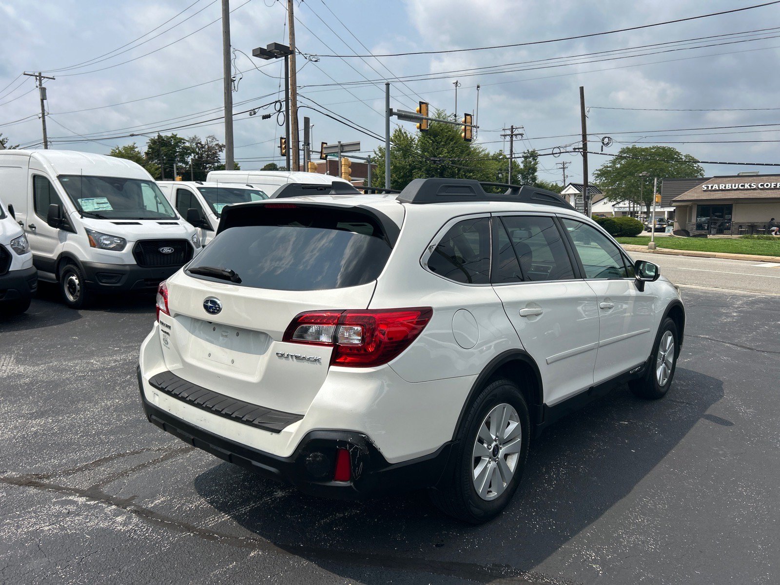 Used 2018 Subaru Outback 2.5i Premium AWD/4WD image 16