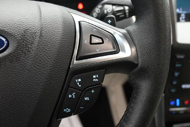 Certified 2019 Ford Edge Titanium w/ Equipment Group 301A AWD/4WD image 14