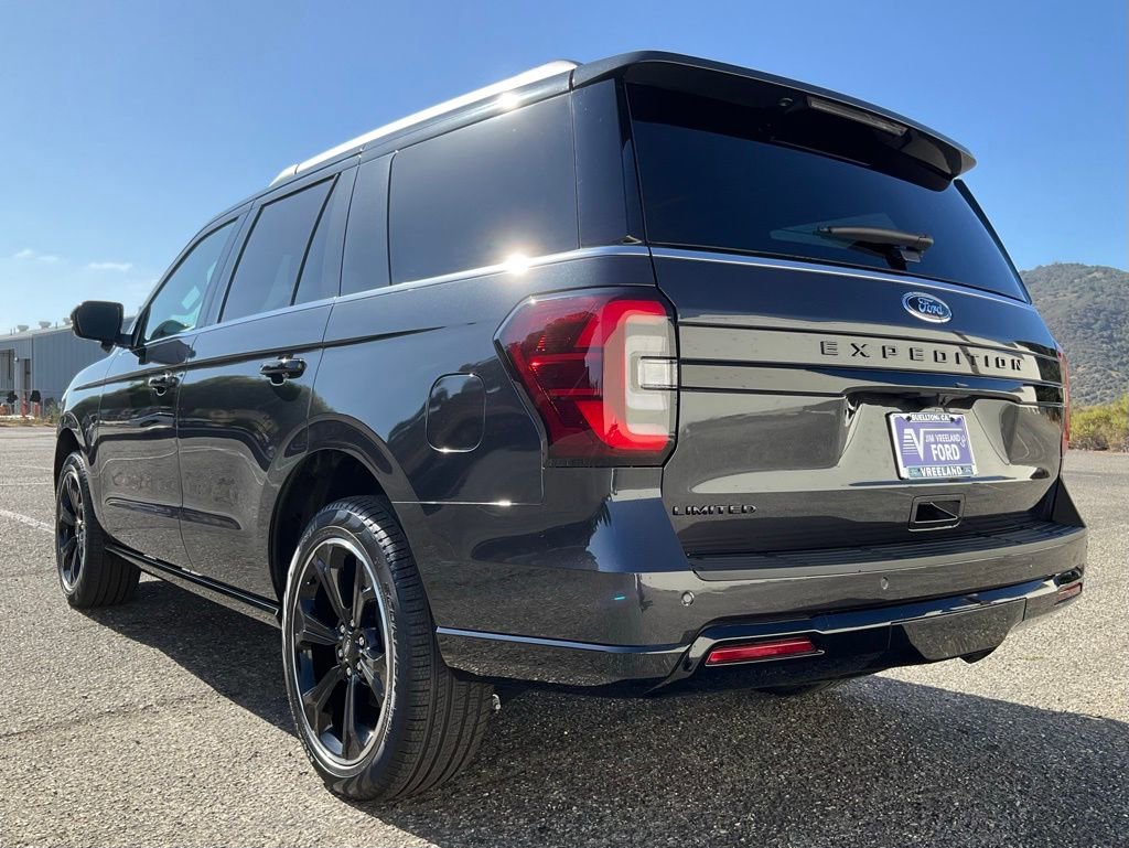 Certified 2024 Ford Expedition Limited image 7