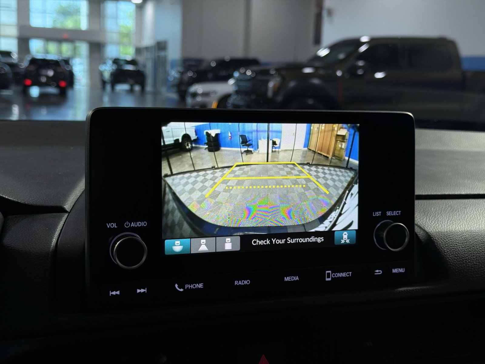 Used 2025 Honda CR-V EX image 30