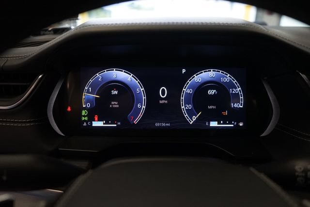 Used 2022 Jeep Grand Cherokee L Overland w/ Luxury Tech Group IV AWD/4WD image 21