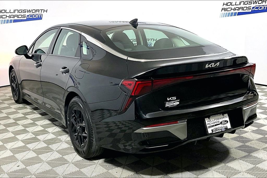 Used 2025 Kia K5 LXS FWD image 8