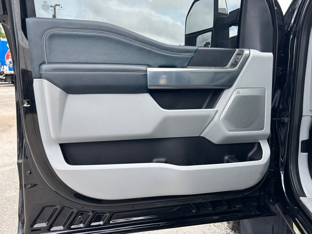 Certified 2024 Ford F450 Limited w/ FX4 Off-Road Package image 84