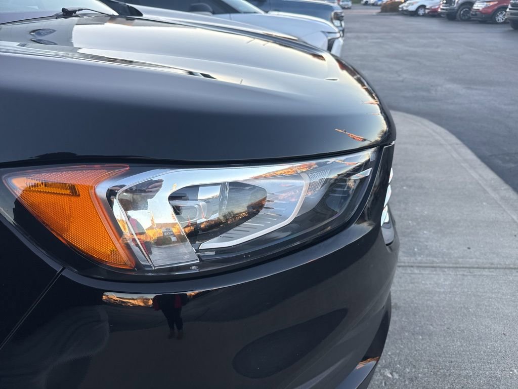 Certified 2022 Ford Edge SE w/ Cargo Accessory Package image 39