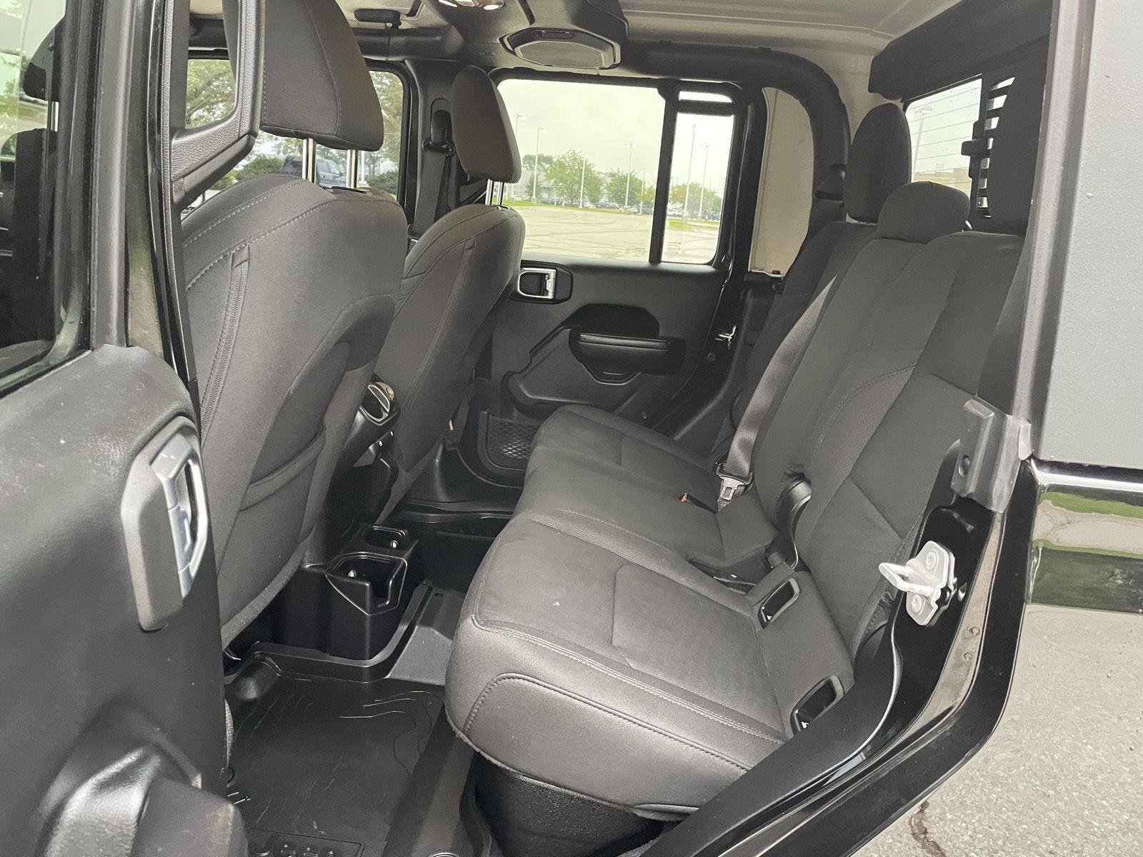 Used 2021 Jeep Gladiator Sport AWD/4WD image 20