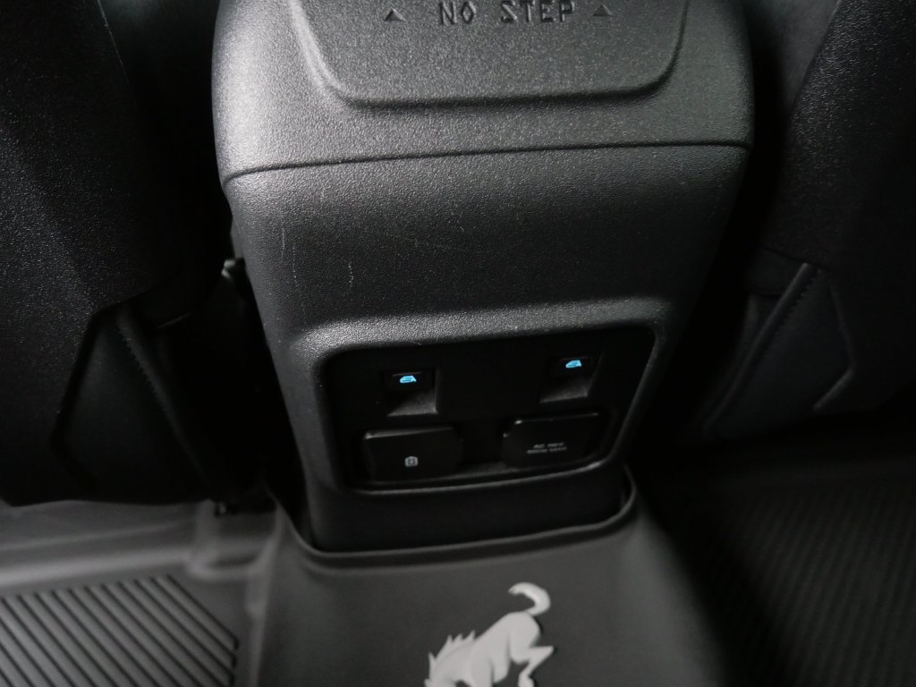 Certified 2024 Ford Bronco Badlands AWD/4WD image 16