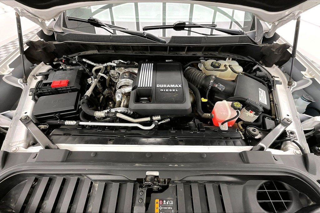 Used 2021 Chevrolet Silverado 1500 LTZ w/ Z71 Off-Road Package AWD/4WD image 10