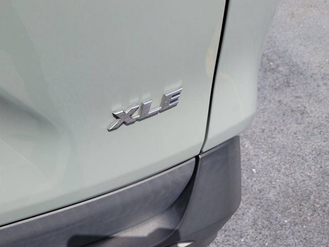 Used 2023 Toyota RAV4 XLE w/ Convenience Package FWD image 7