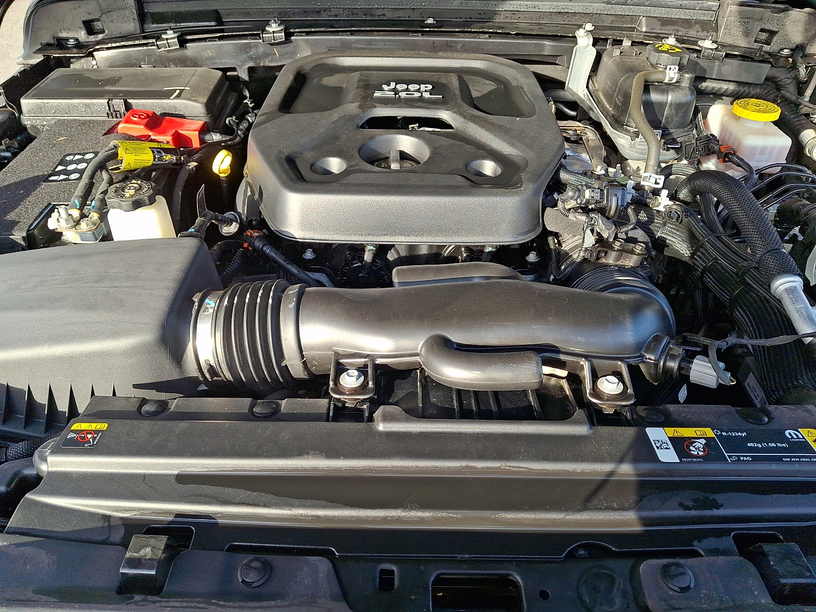 Used 2023 Jeep Wrangler Sport S image 29