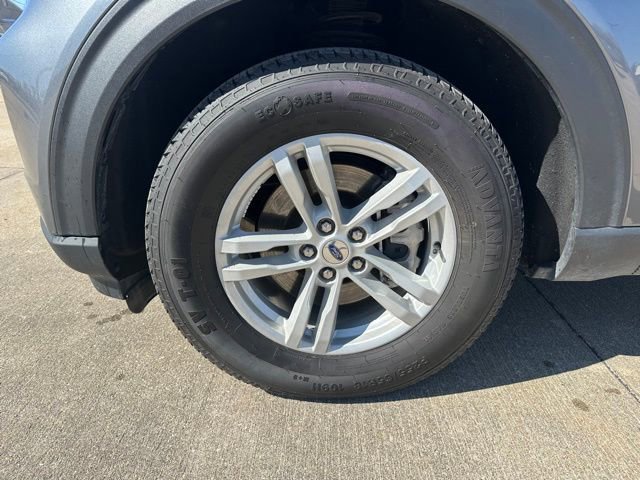 Certified 2024 Ford Explorer XLT w/ Equipment Group 202A image 12