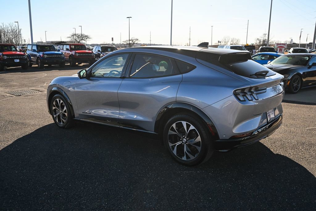 Certified 2022 Ford Mustang Mach-E Premium image 5