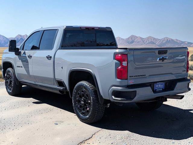 Used 2024 Chevrolet Silverado 2500 LTZ w/ LTZ Plus Package AWD/4WD image 4