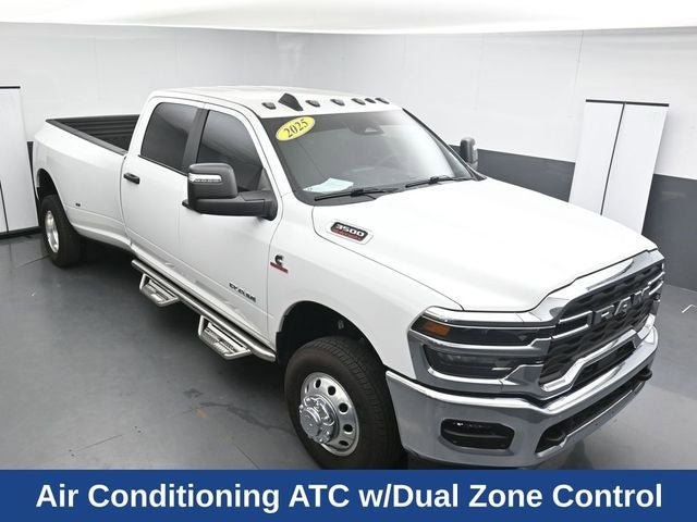 Used 2025 RAM 3500 Big Horn AWD/4WD image 20