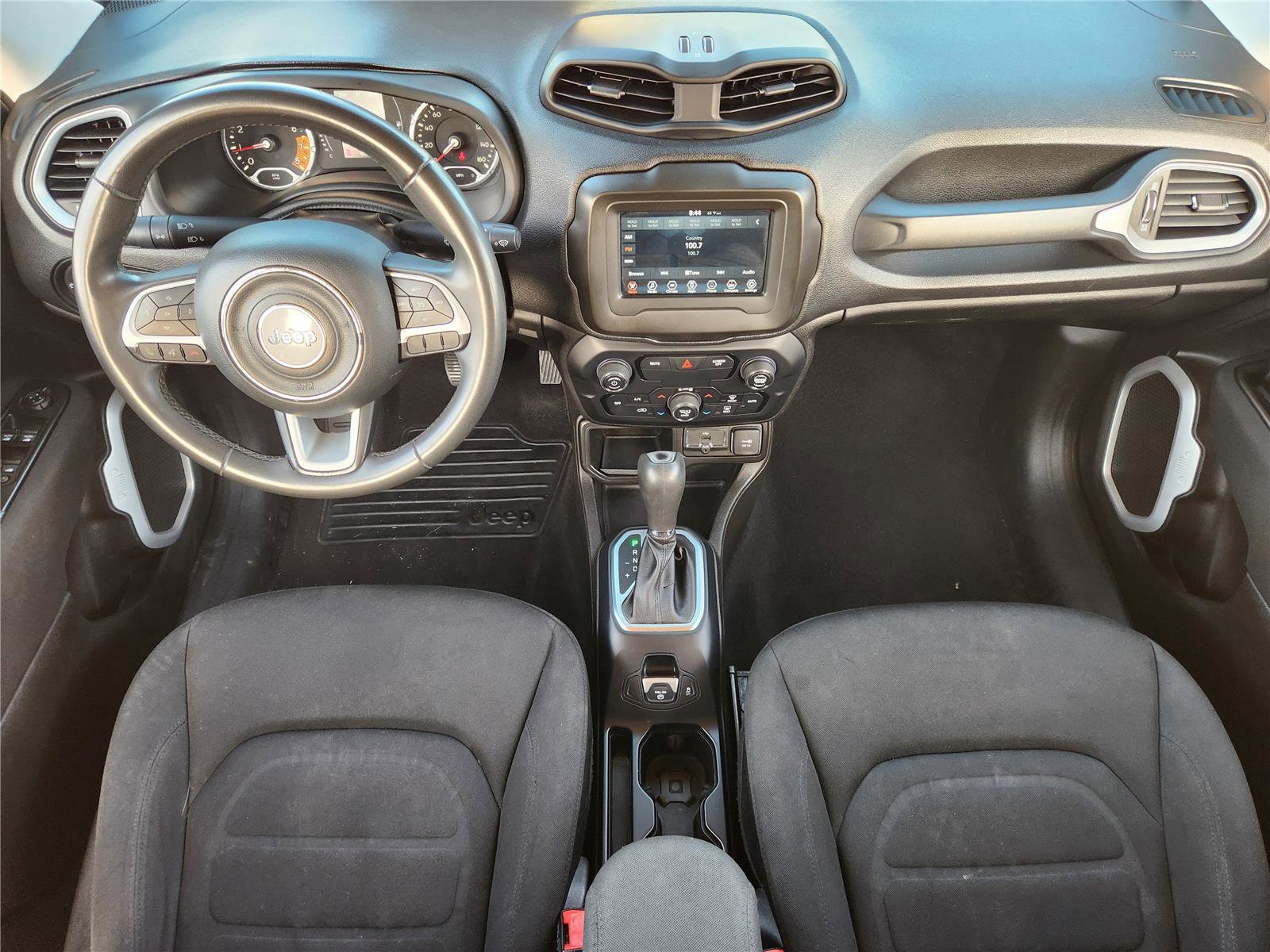 Used 2020 Jeep Renegade Latitude w/ Popular Equipment Group FWD image 19