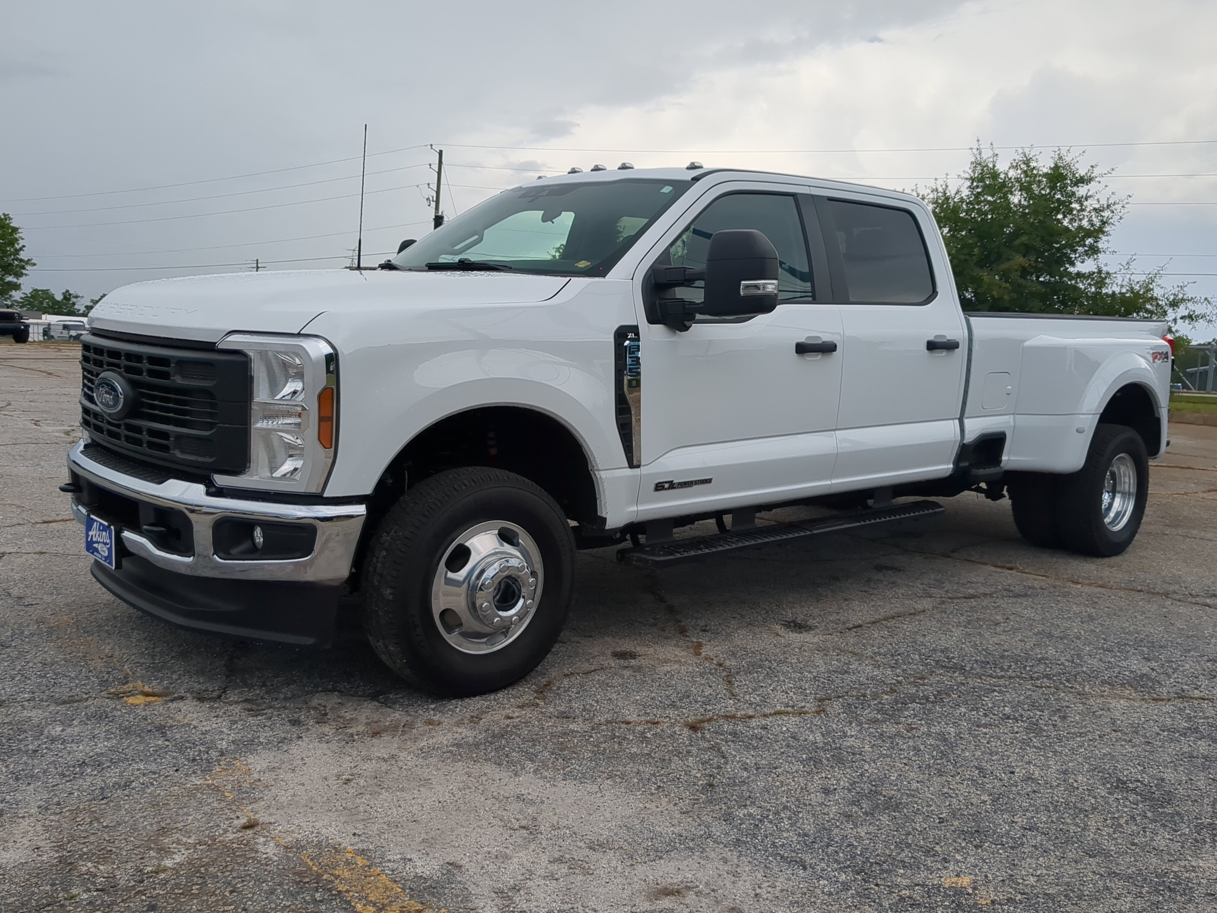 Certified 2025 Ford F350 XL w/ 360-Degree Camera Package AWD/4WD image 6