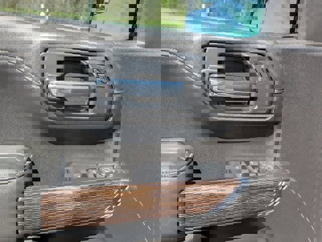 Used 2020 GMC Sierra 1500 Elevation w/ Elevation Value Package image 14