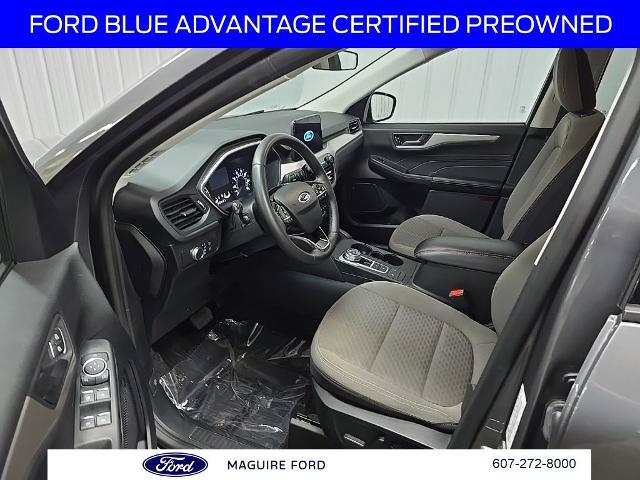 Certified 2022 Ford Escape SE w/ Cold Weather Package AWD/4WD image 32