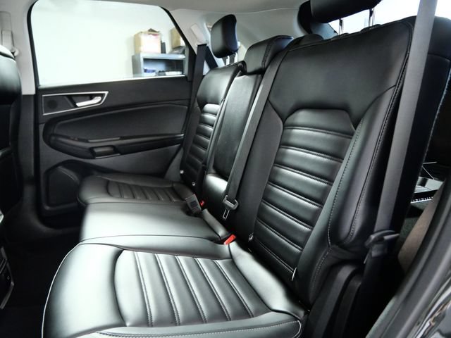 Certified 2024 Ford Edge SEL w/ Convenience Package AWD/4WD image 15