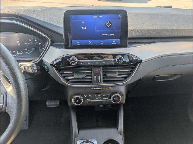 Certified 2020 Ford Escape SE image 10