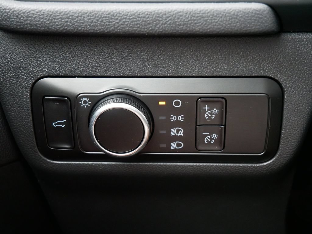 Certified 2025 Ford Escape Active w/ Tech Pack #1 AWD/4WD image 16