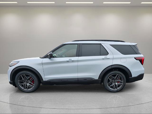 Certified 2026 Ford Explorer ST AWD/4WD image 4