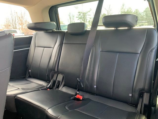 Certified 2024 Ford Expedition XLT image 26