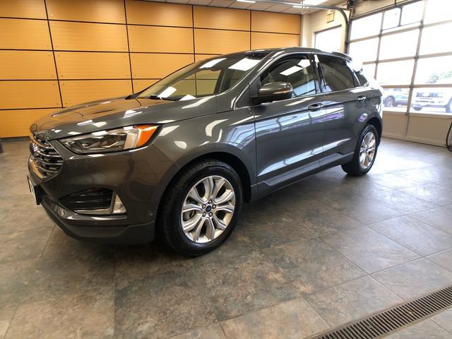 Certified 2020 Ford Edge Titanium w/ Equipment Group 301A AWD/4WD image 3
