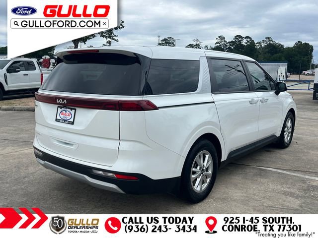 Used 2023 Kia Carnival LX FWD image 7