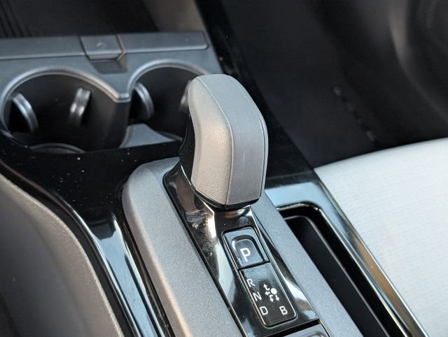 Used 2025 Toyota Prius LE image 18