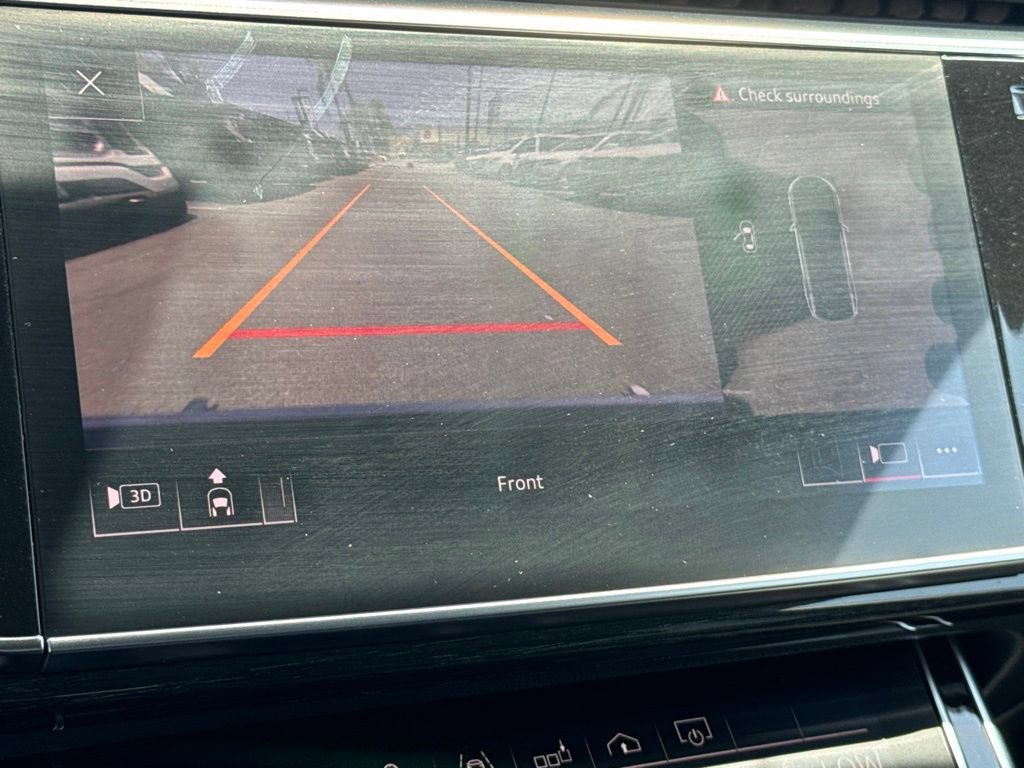Used 2019 Audi Q8 Premium Plus AWD/4WD image 33