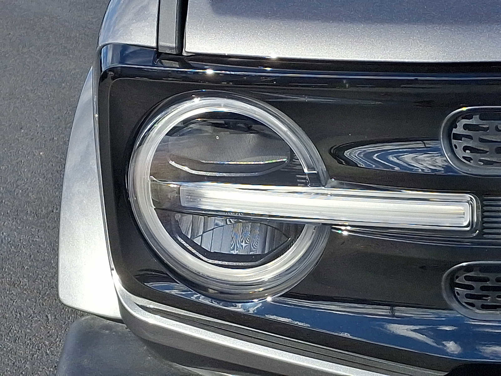 Certified 2023 Ford Bronco Outer Banks image 9