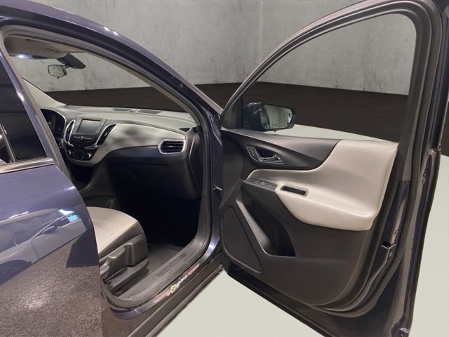 Used 2018 Chevrolet Equinox LT AWD/4WD image 19